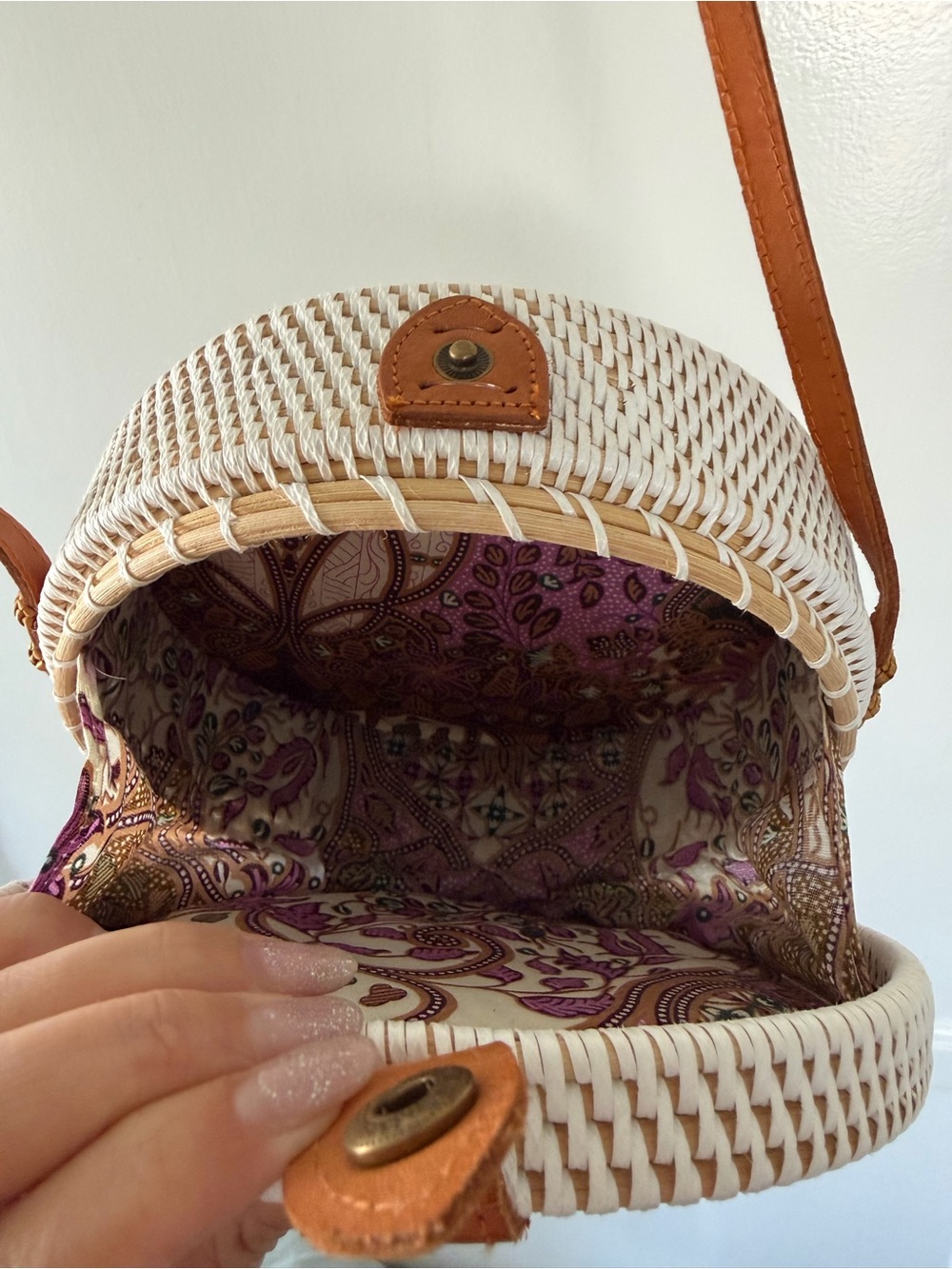 Round Woven Crossbody Bag with Tan Leather Trim - White - Picture 3 of 3